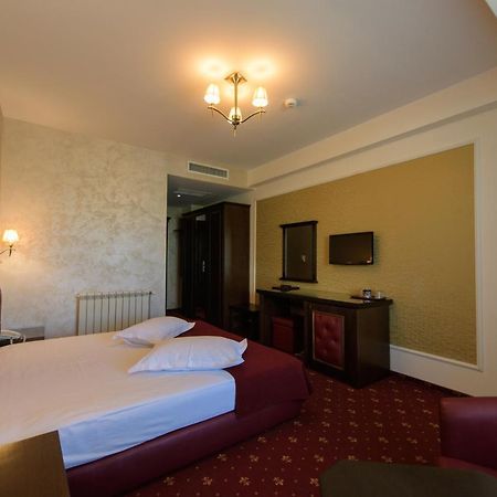 Hotel Golden Palace Mamaia Εξωτερικό φωτογραφία