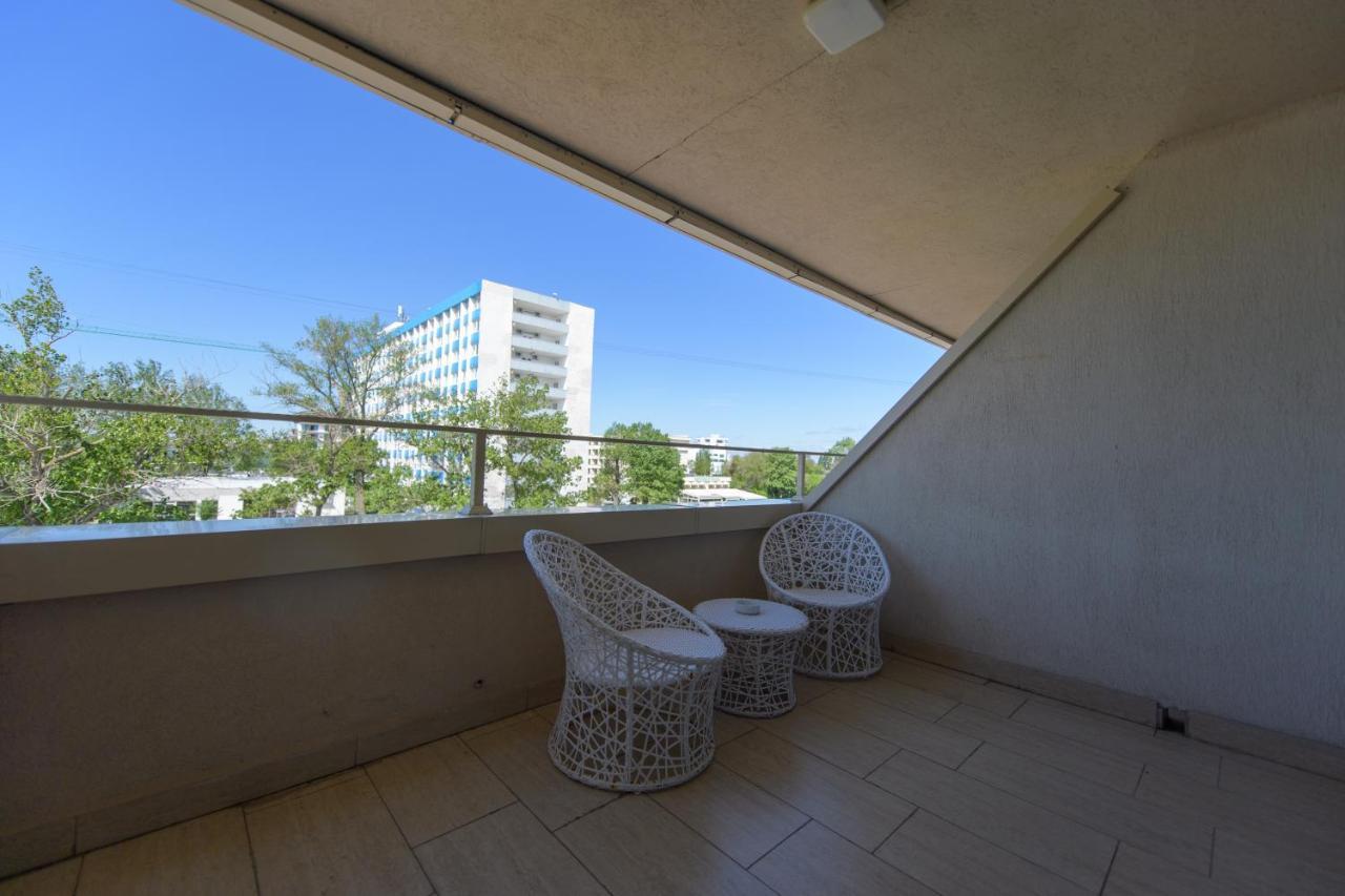 Hotel Golden Palace Mamaia Εξωτερικό φωτογραφία