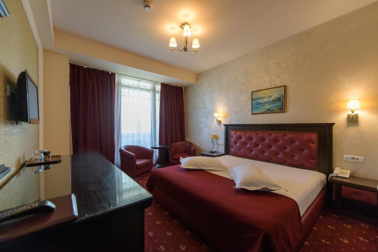 Hotel Golden Palace Mamaia Εξωτερικό φωτογραφία