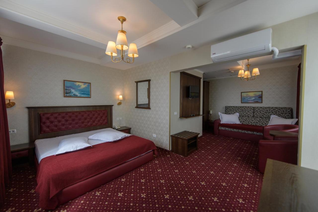 Hotel Golden Palace Mamaia Εξωτερικό φωτογραφία