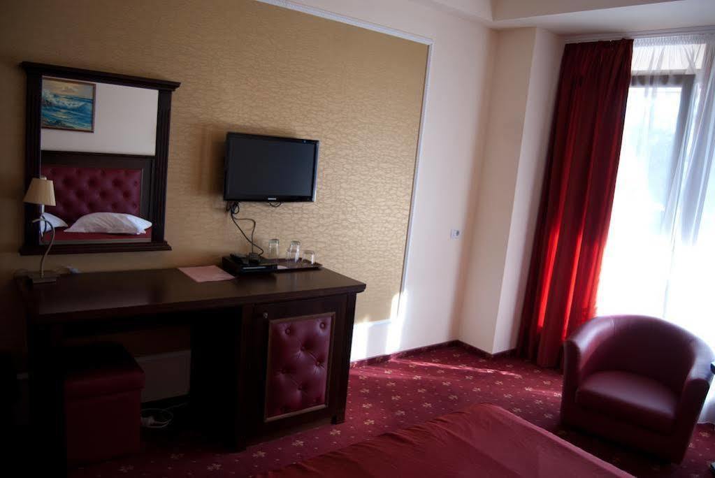 Hotel Golden Palace Mamaia Εξωτερικό φωτογραφία